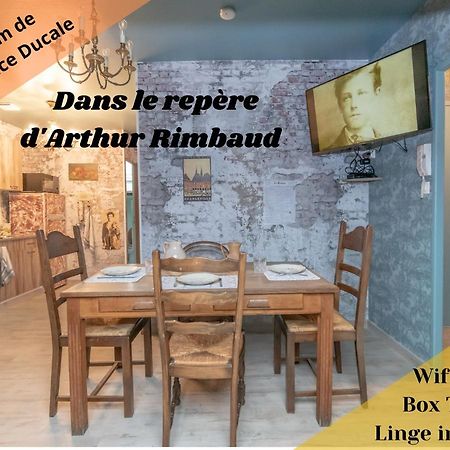 Chez Arthur Rimbaud Charleville-Mezieres Bagian luar foto
